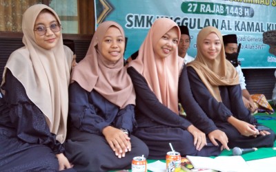 Acara Peringatan Isro' Miraj Nabi Muhammad SAW 1443 H SMK Unggulan Al Kamal Blitar